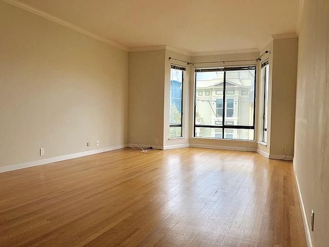1st image of 24 Belcher St