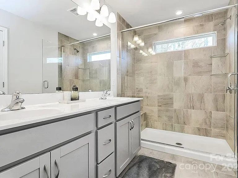 16042 Red Buckeye Ln — Photo 22