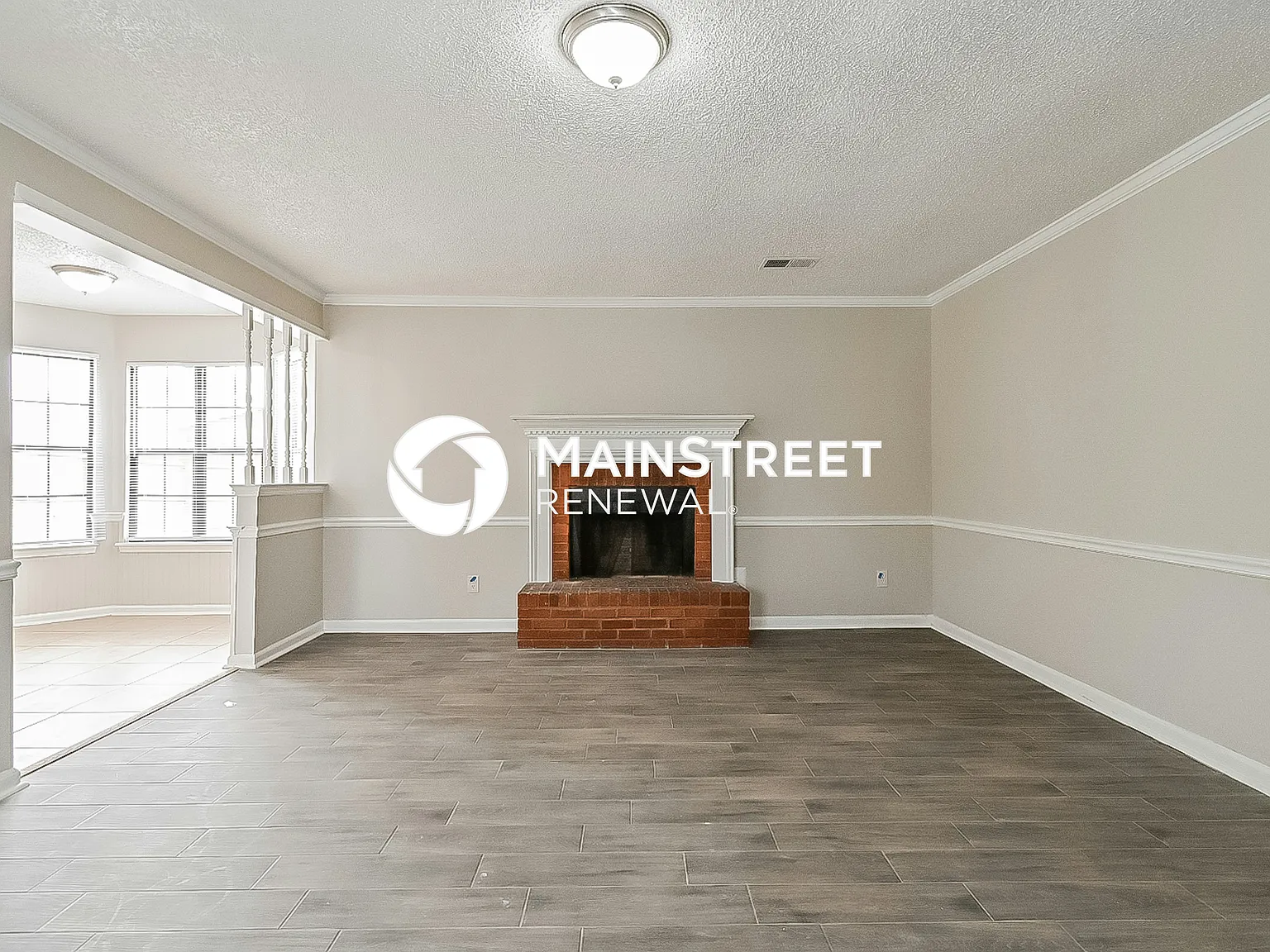 6045 Valleydale Dr — Photo 3