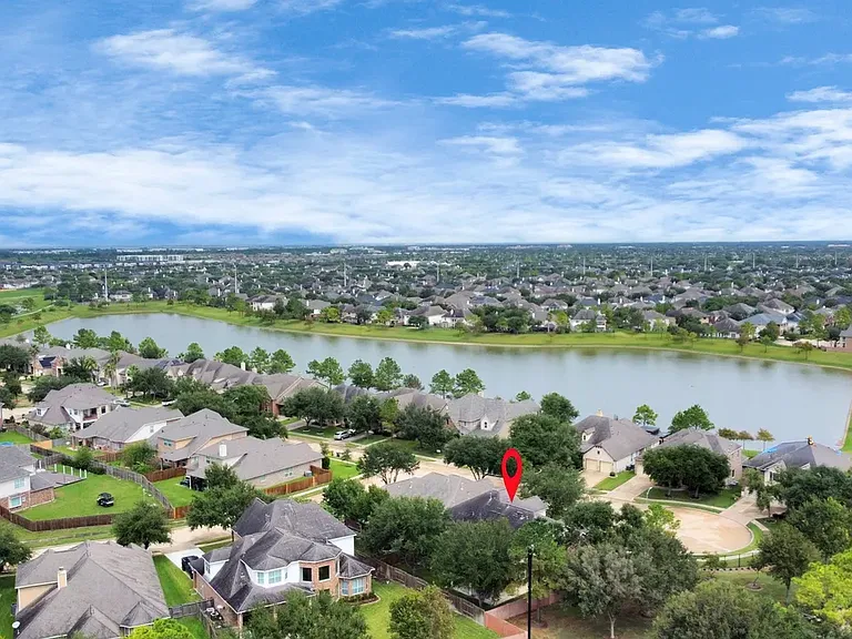2504 Harbor Chase Dr — Photo 33