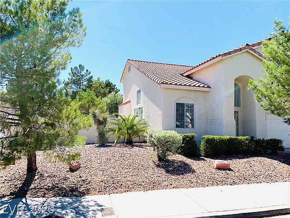 5th image of 1505 Country Hollow Dr