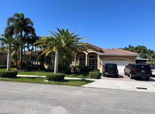 16255 SW 50th Ter, Miami, FL 33185