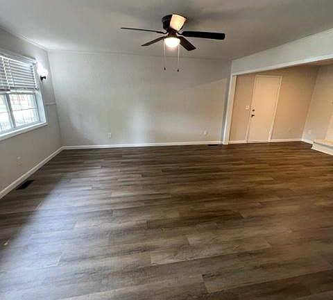 3rd image of 2506 E Sidney Ave
