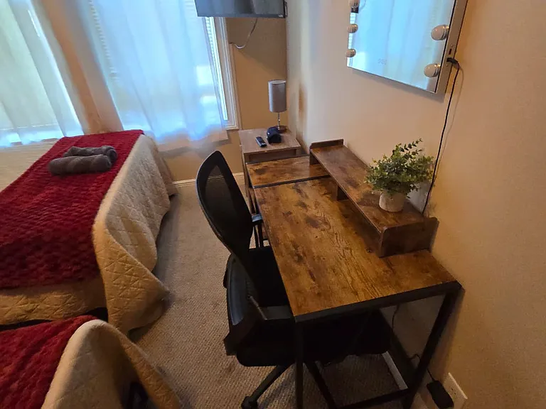 2231 Whitaker St — Photo 10