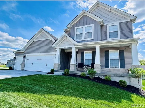 18714 Walnut Woods Ct, Warrenton, MO 63383