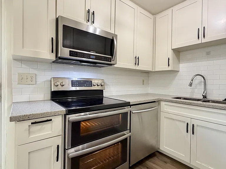 9140 Timber Path — Photo 12