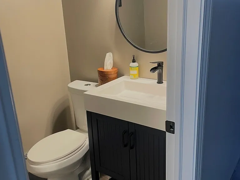 23829 Reynolds Ave — Photo 5