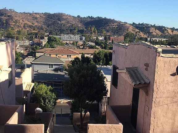 2nd image of 5113 Granada St