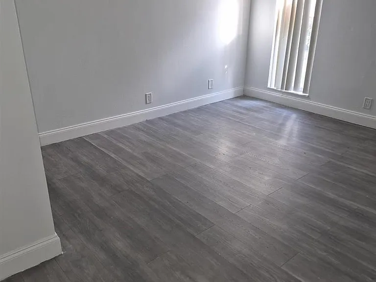4455 Treehouse Ln #15B — Photo 6