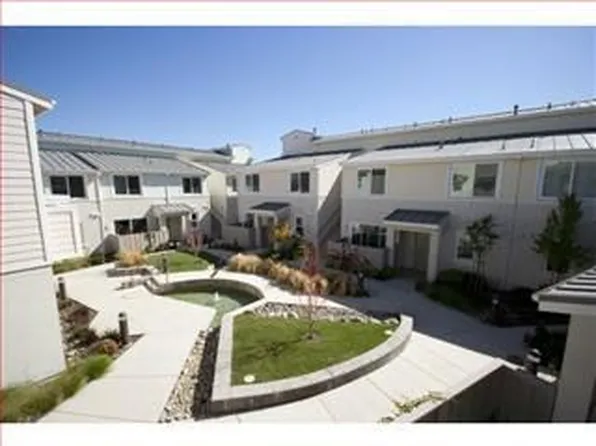 1066 41st Ave Unit B201, Capitola, CA 95010