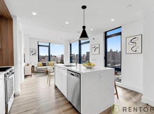 224 E 135th St #2523S, Bronx, NY 10451