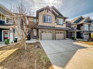 5227 Crabapple Link SW, Edmonton, AB T6X2H6