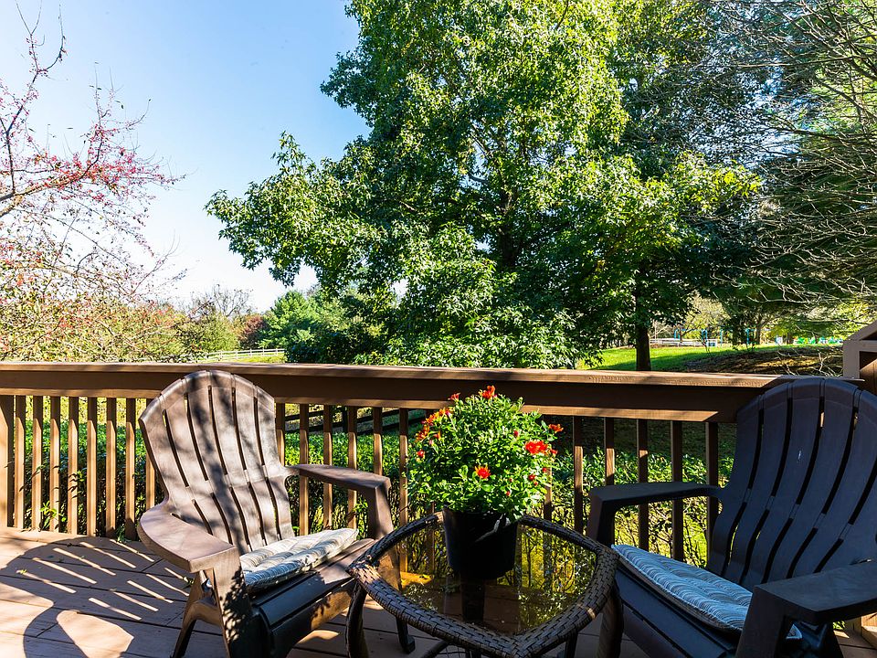 105 Hidden Hollow Ct, Phoenixville, PA 19460 Zillow