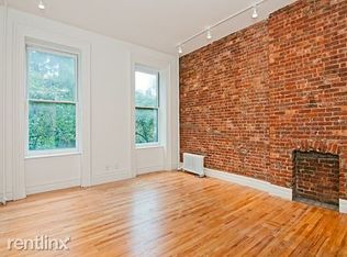 28 Sidney Pl, Brooklyn, NY 11201