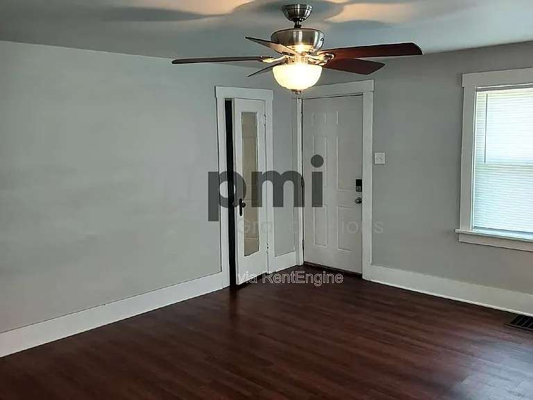 1609 E Johns Ave — Photo 18