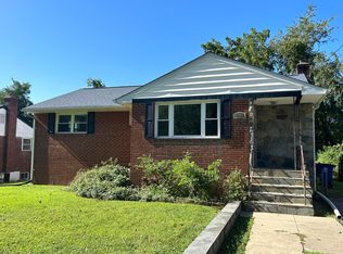 4512 Adrian St, Rockville, MD 20853