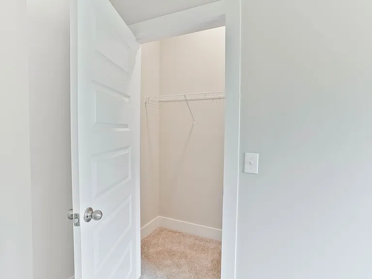 630 Village Dr #10 — Photo 6