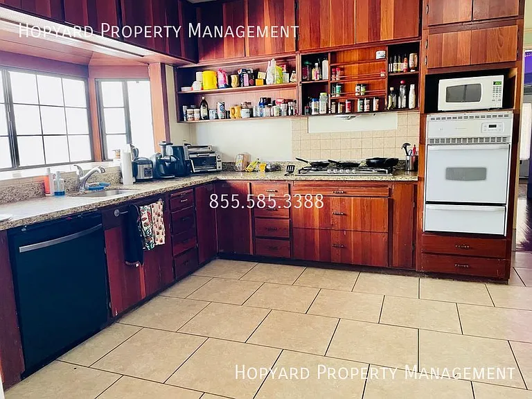 737 S 11th St #3 — Photo 4
