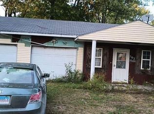 503 W Chestnut St, Gillespie, IL 62033