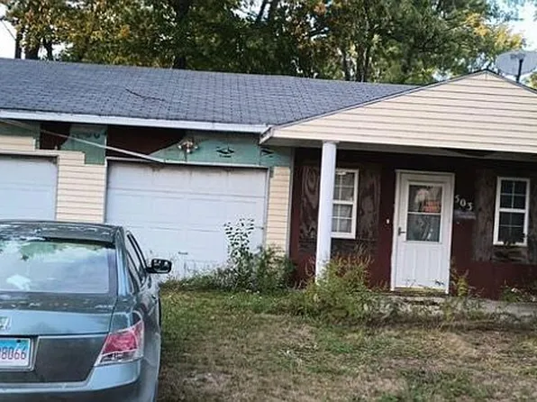 503 W Chestnut St, Gillespie, IL 62033