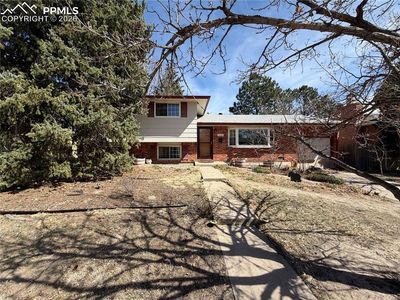 2123 Warwick Ln, Colorado Springs, CO, 80909
