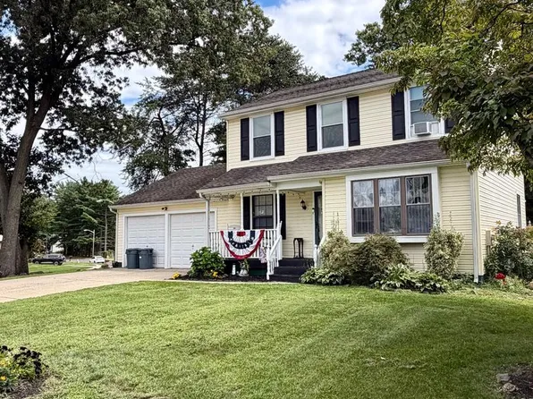 8110 Corbett Rd, Pennsauken, NJ 08109