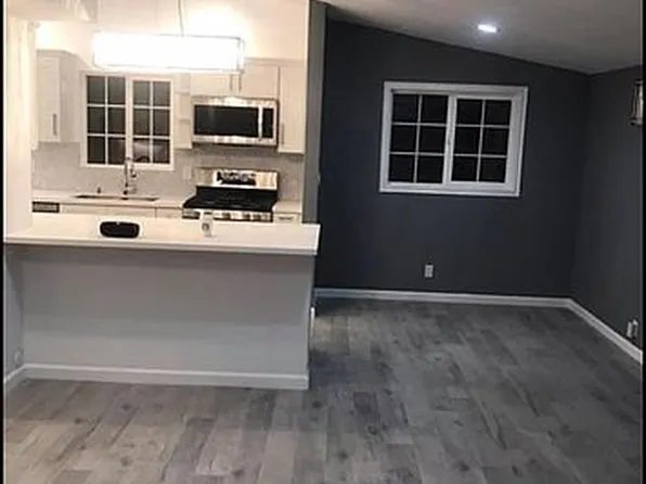 8214 Shirley Ave, Reseda, CA 91335