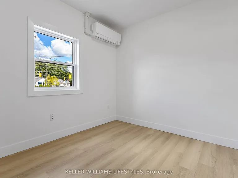 178 Woodward Ave #D — Photo 17