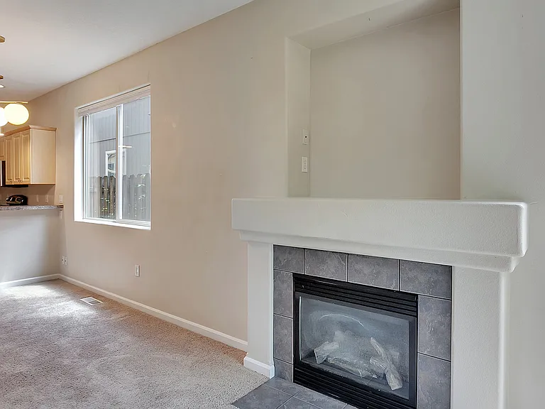 9817 N Clarendon Ave — Photo 25