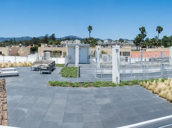 625 S Barrington Ave, 625 S Barrington Ave #110, Los Angeles, CA 90049