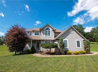 6135 Knob St, Louisville, OH