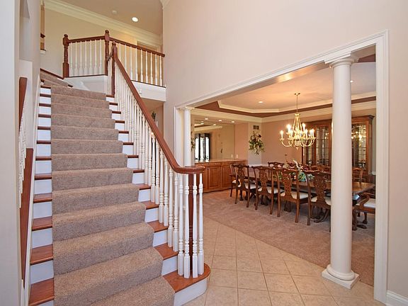 2nd image of 4576 Oak Vista Ct