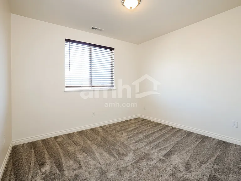 18667 Granite Peak Ct — Photo 13
