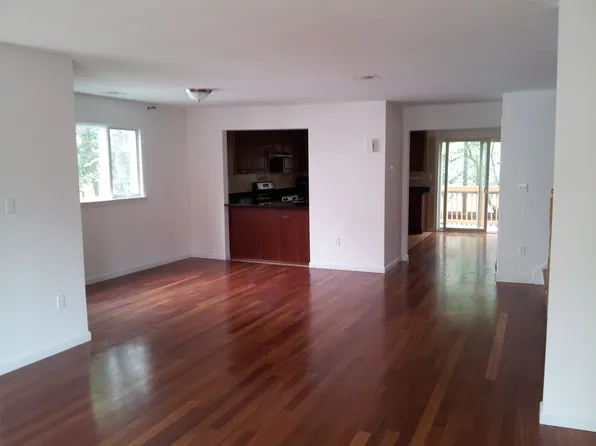 229 Crescent Lane image 5 of 22