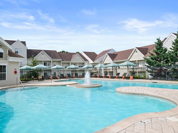 Kinwood Apartments | 2 River Chase Dr, Rensselaer, NY