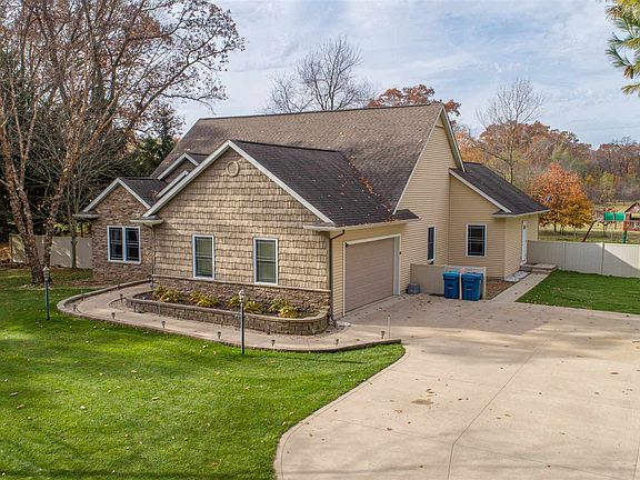 2nd image of 54489 County Road 1
