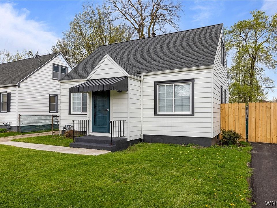 1st image of 538 Taunton Pl