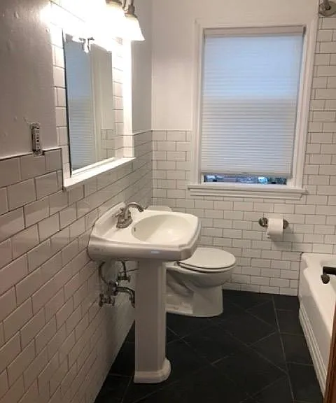 8024 Green Lake Dr N — Photo 18