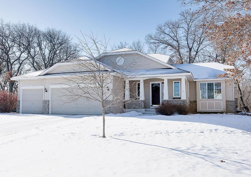 1st image of 405 Rum River Dr NW