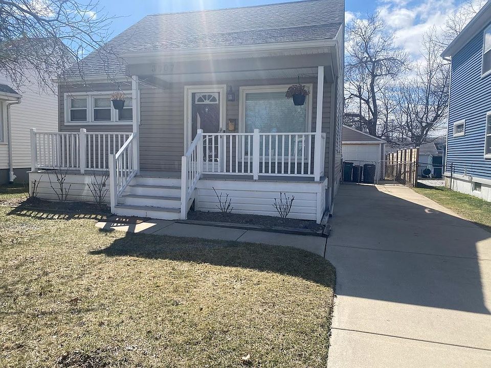 1st image of 3507 Ravena Ave