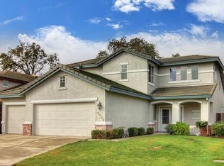 5009 Brandon Oaks Ln, Carmichael, CA 95608