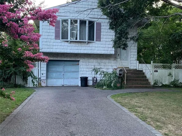 1142 Ocean Avenue, Bay Shore, NY 11706