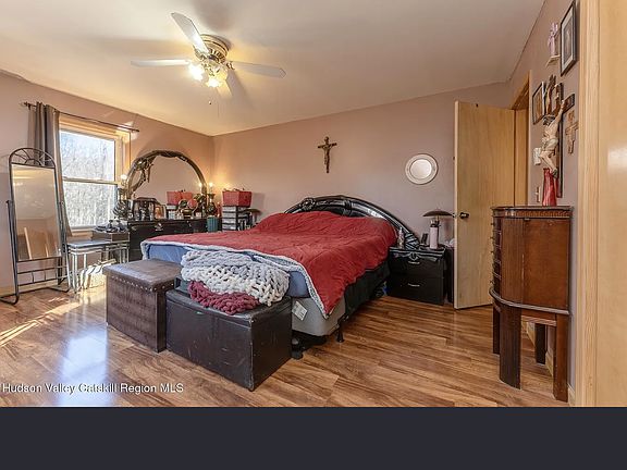 4th image of 27 Dandelion Ln #27-A