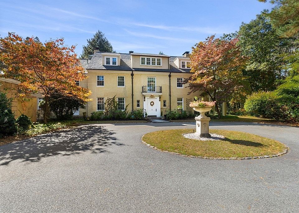 1st image of 204 Ridge St