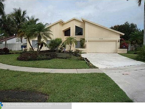 2nd image of 7335 NW 52nd Ct