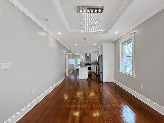 5th image of 3032 Fern St