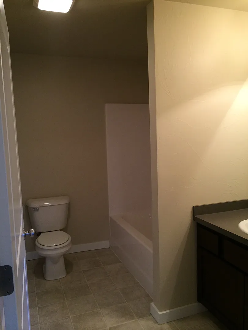 2238 Baxter Springs Eoff — Photo 3