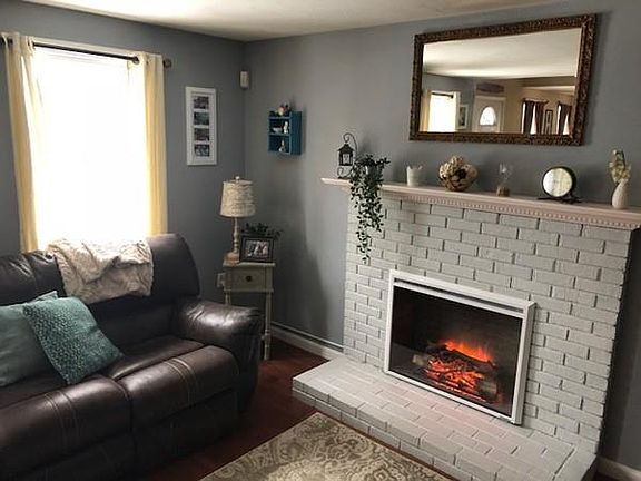 2nd image of 315 Plain St