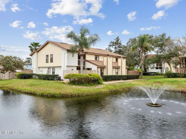 2601 E DEFENDER Court #2601, Jacksonville, FL 32233