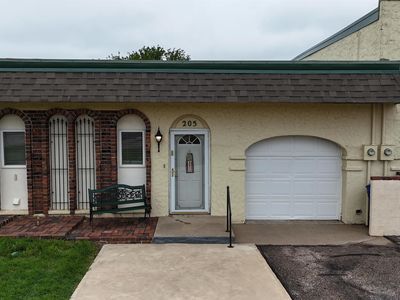 205 Castillian Gdns, Hays, KS, 67601